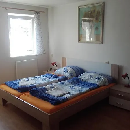 Ubytovani Nad Sklepem *
